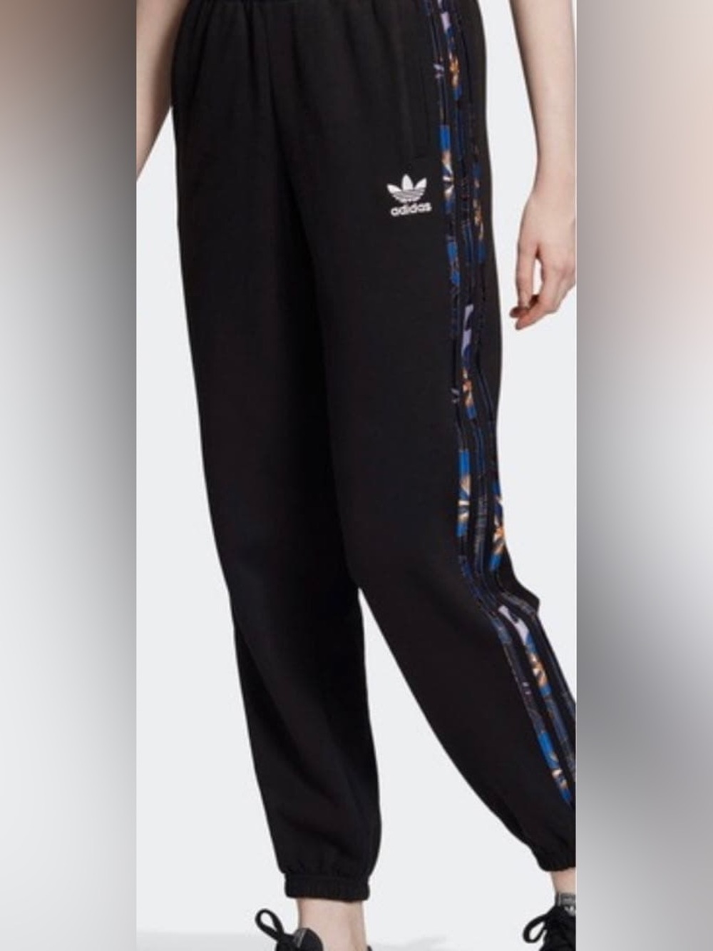 ADIDAS x Forbidden City Women’s Jogger Sweatpants Size Small Lunar New Year